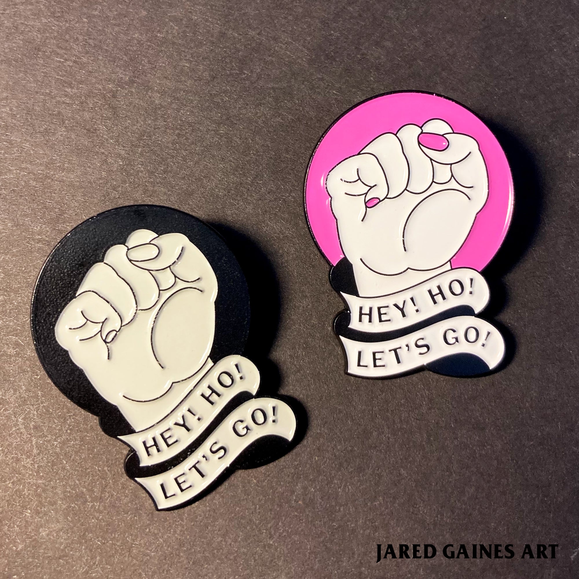 Pin’s Badge Ramones – I Wanna Be Sedated / Poison Heart – Métal Neuf